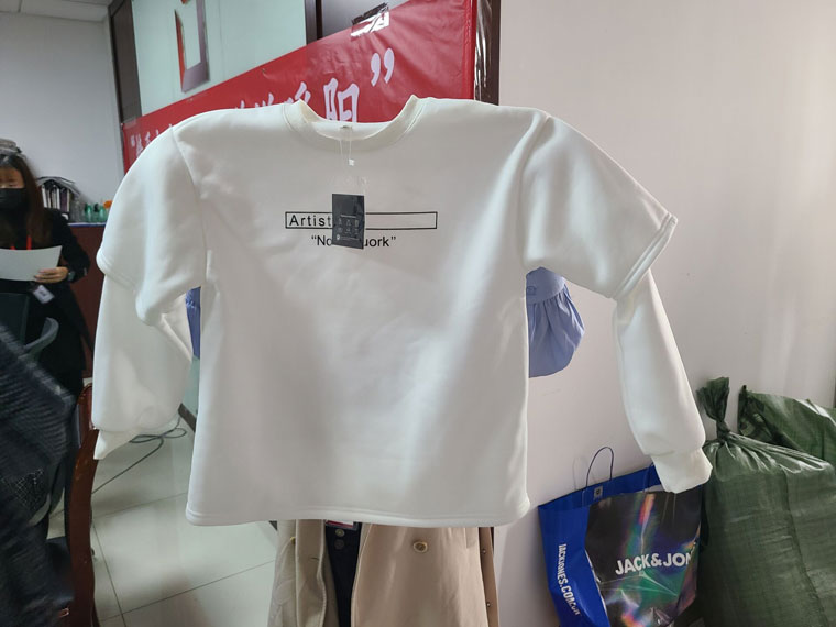 以爱之光,点亮未来!“智邦国际情系大凉山,捐衣赠物送暖阳”成功举办