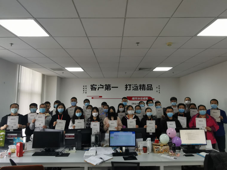 以爱之光,点亮未来!“智邦国际情系大凉山,捐衣赠物送暖阳”成功举办