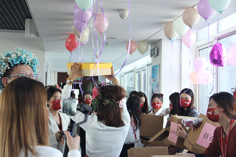 致最美女神:不负芳华,不负青春,最爱是你!