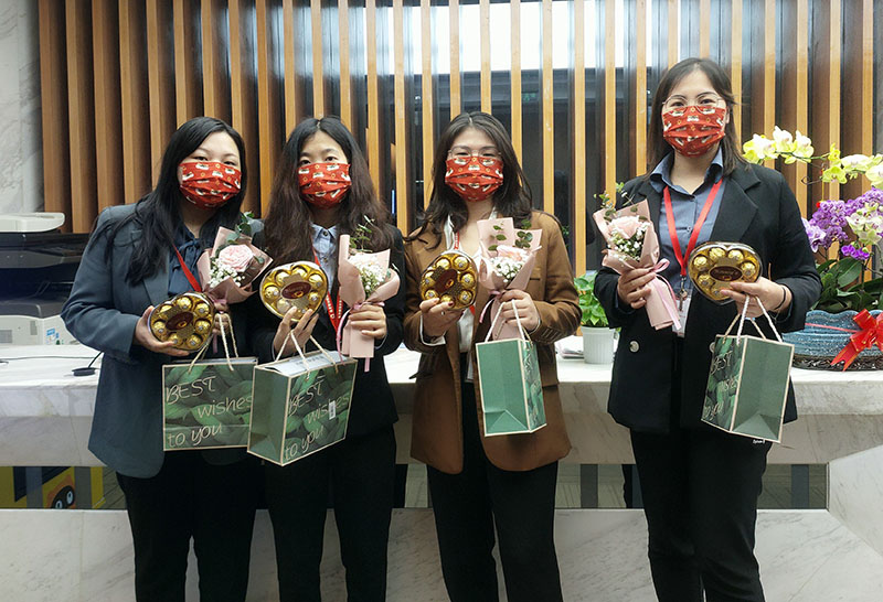 致最美女神:不负芳华,不负青春,最爱是你!