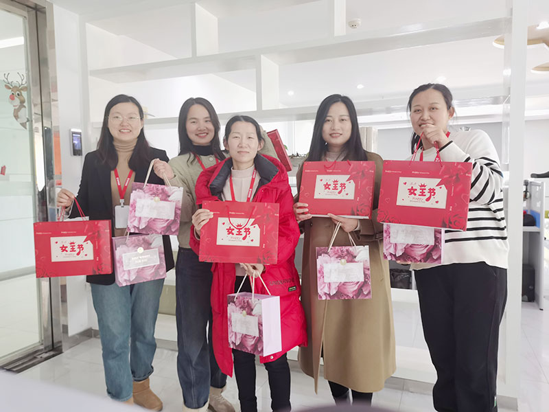 致天下所有女神:无限可能,终身美丽,女神节快乐! 致天下所有女神:无限可能,终身美丽,女神节快乐!