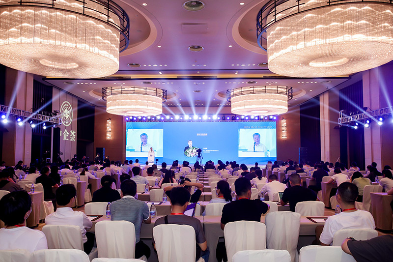 创新引领，温暖同行！智邦国际连获“数智一体化ERP领导品牌、领军人物”多项殊荣