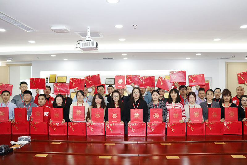 智邦国际祝您春节快乐！